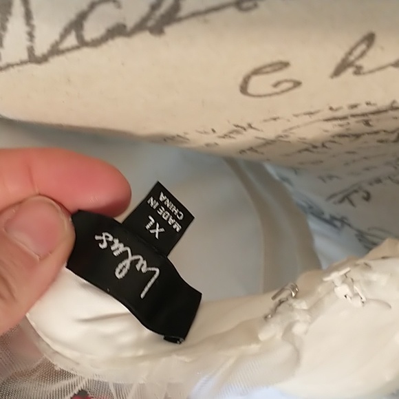 Lulu's summer and or wedding dress. - Picture 6 of 8